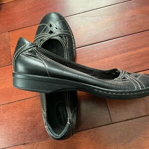 Clarks Black Leather Slip-On Flats with Contrast Stitching